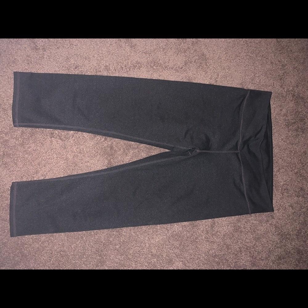 Grey Fabletics high rise Capri legging